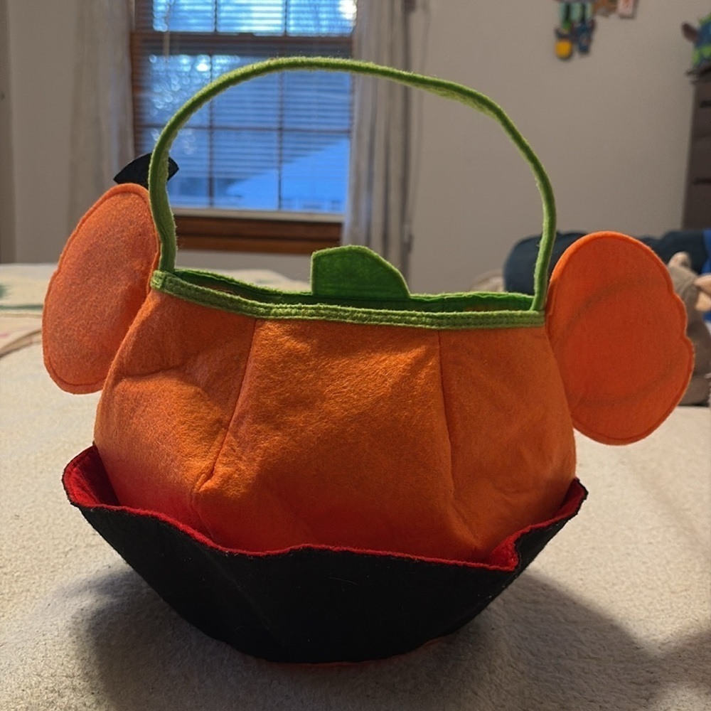 🎃 Mickey Halloween fabric trick or treat bag - Picture 2 of 3